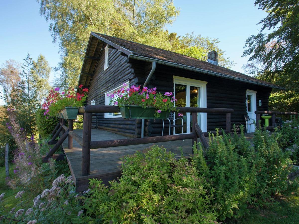 Open Wooden Chalet Built Against A Hill Francorchamps Exterior photo