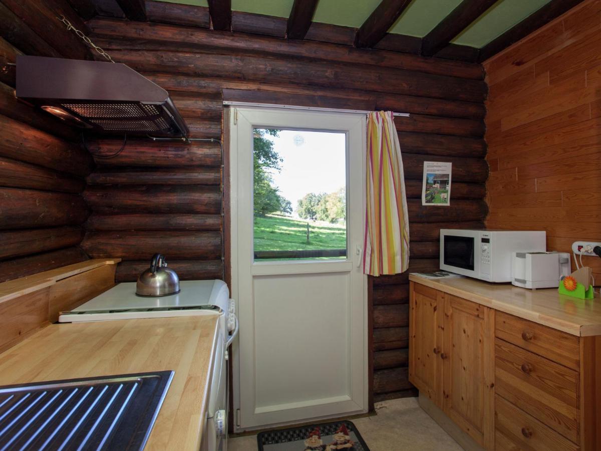 Open Wooden Chalet Built Against A Hill Francorchamps Exterior photo